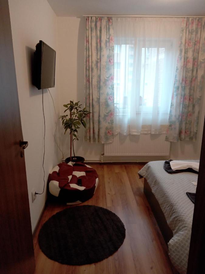 La Niculai Alba Iulia